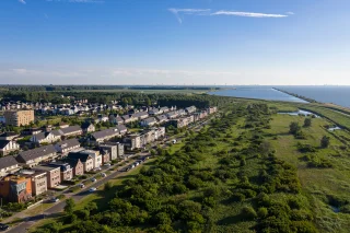 drone foto Almere en deel Markermeer